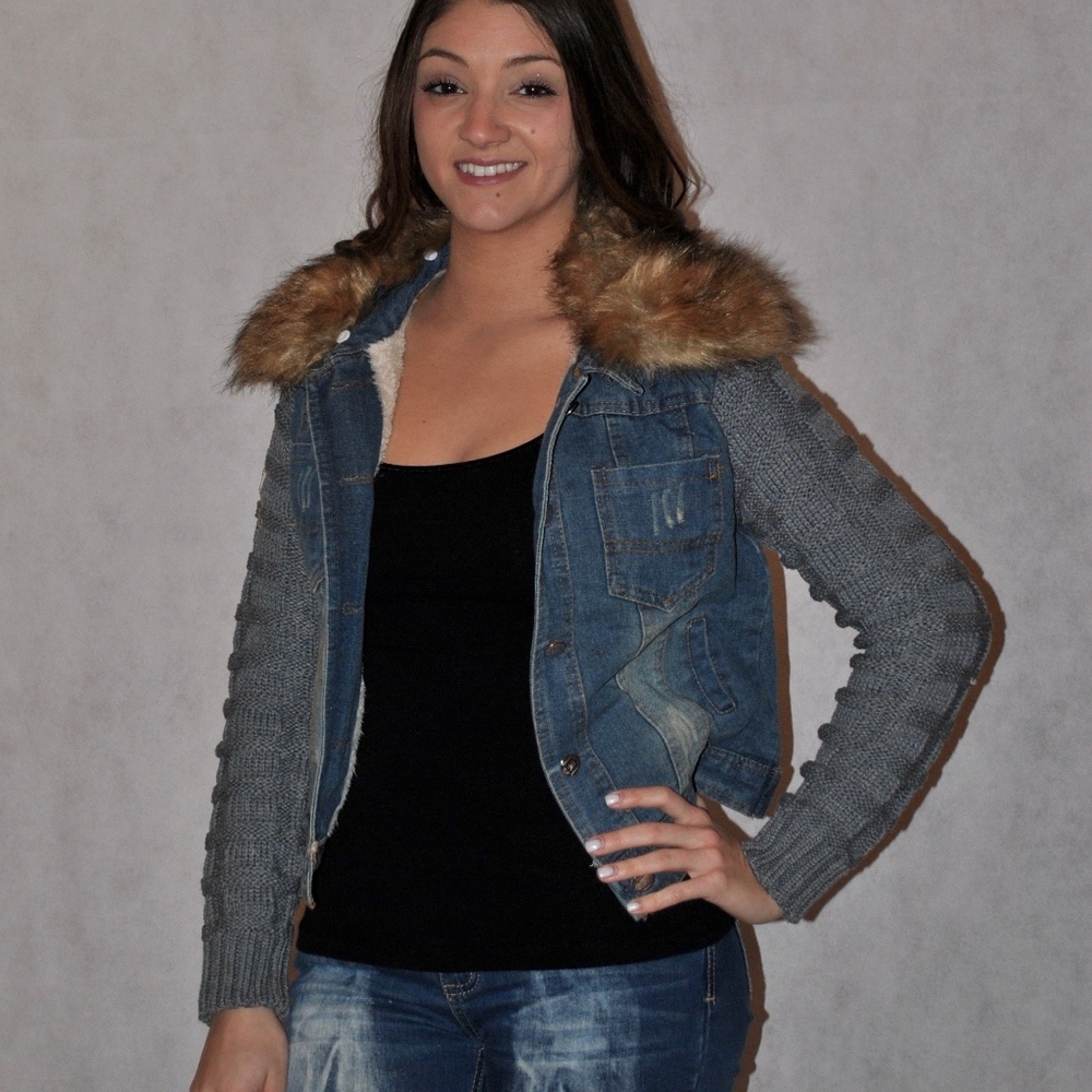 ON SALE  NWT Denim Jacket - Picture 2 of 4